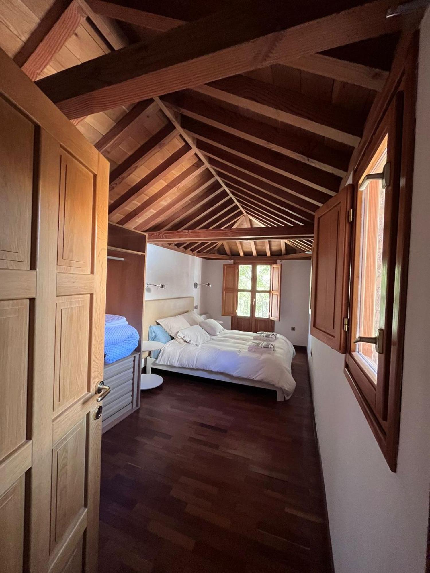 Carmen Del Almencino Homestay Granada